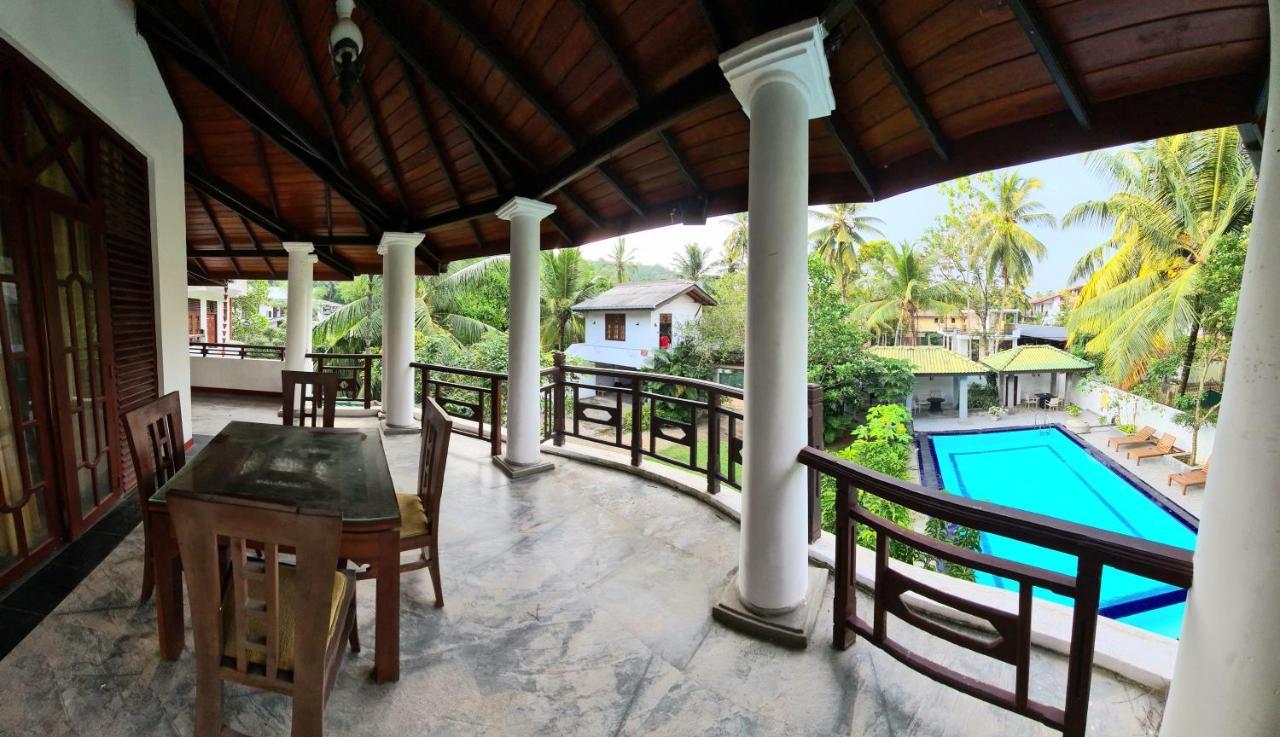 Golden Relax Villa With Pool, Restaurant & European Service Eramudugaha Exterior foto